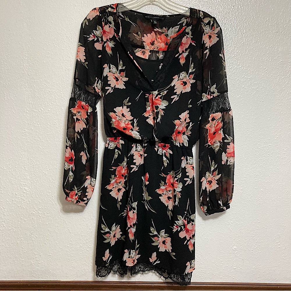 White House Black Market Long Sleeve V-NeckBlack Floral Chiffon Dress Size 00